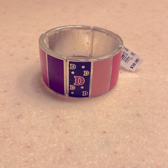 🍾 HOST PICK 🍾 🛼 “D” Multi-Colored Fashion Bracelet 🛼 - Picture 3 of 7